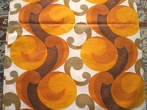 0b26d66572890a879de3f44de1d735d2